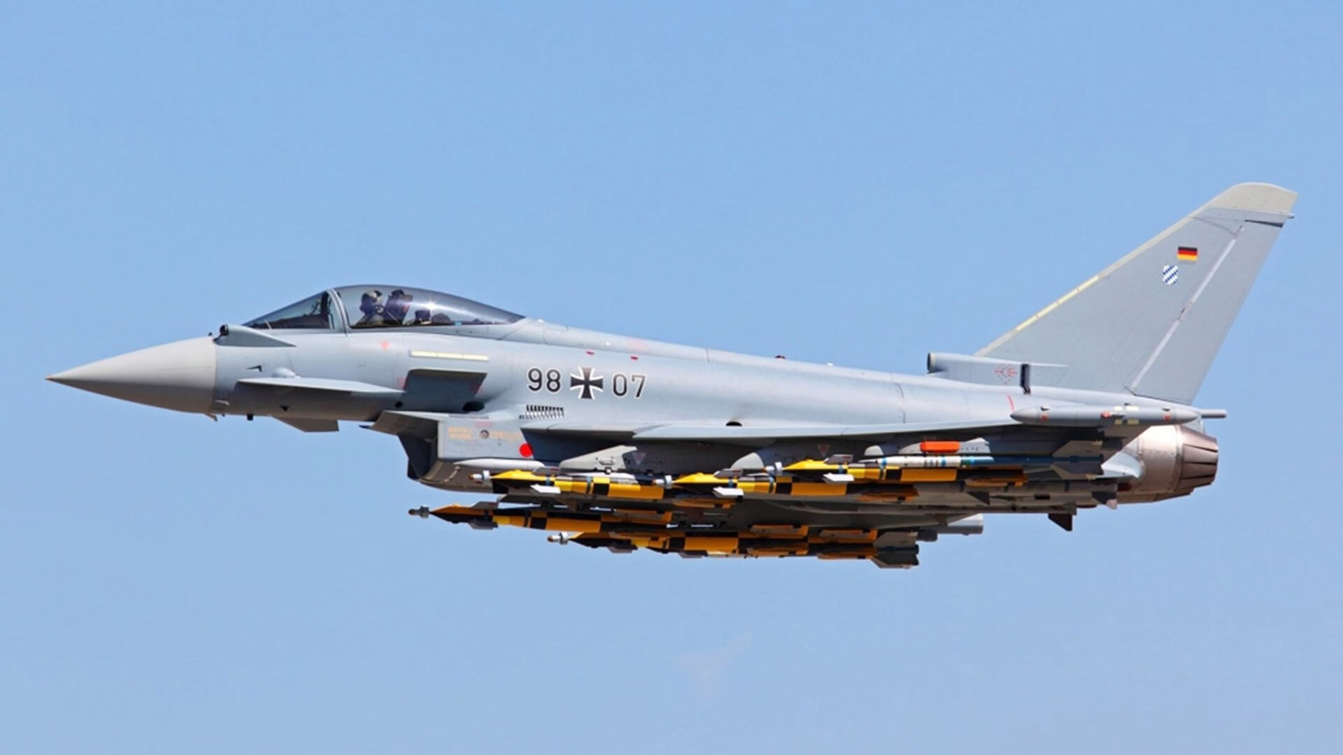 巴萨在世俱杯中夺冠，完成五冠伟业，巴萨六冠王世俱杯