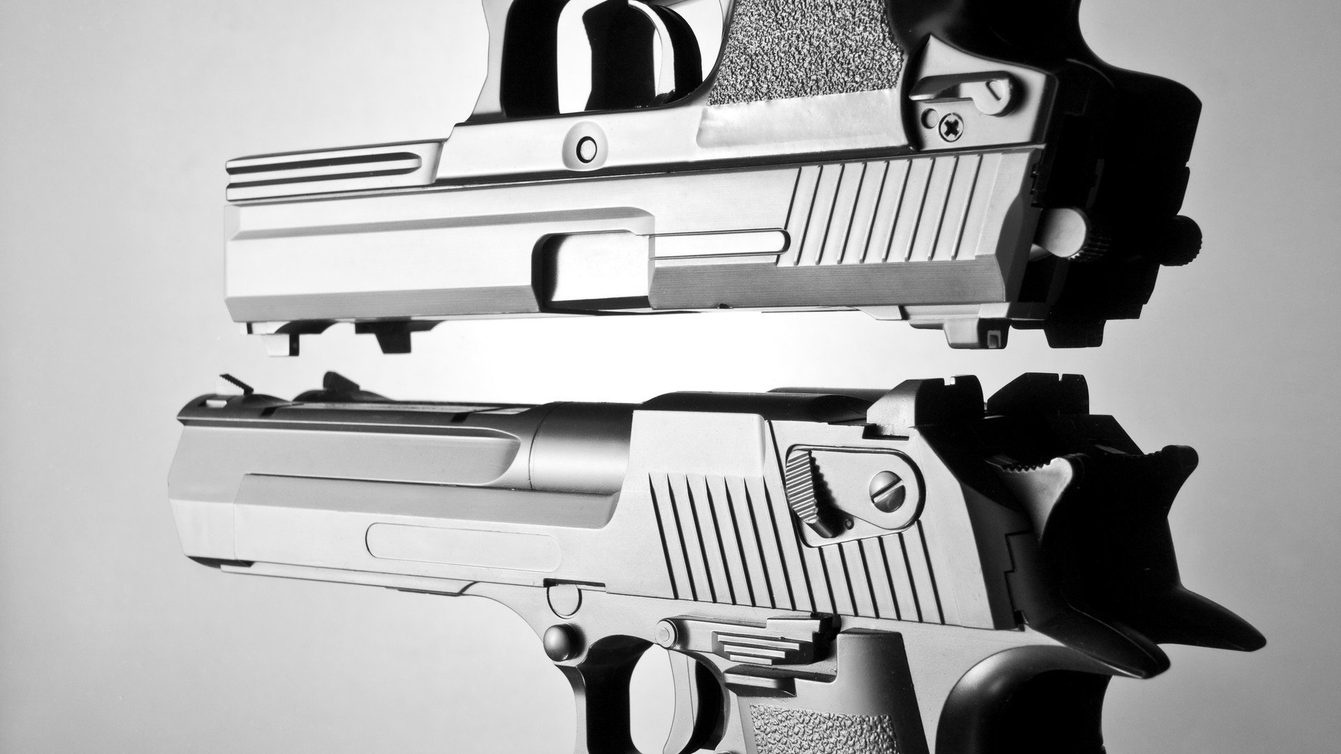 国足场上球员协同配合，国足同组对手